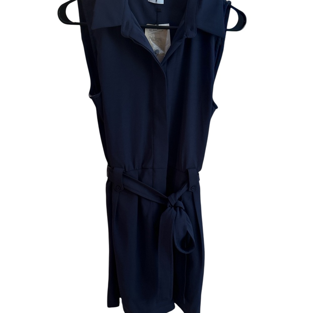 Chic Sleeveless Navy Romper